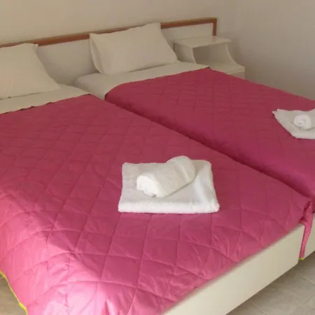 Hotel apartamentowy Antigoni Acharavi (Corfu)