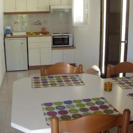 Antigoni Acharavi (Corfu)