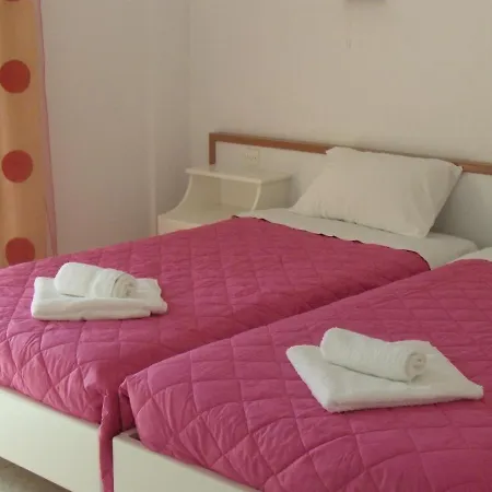 Antigoni Acharavi (Corfu)