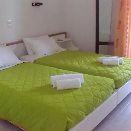 Lägenhetshotell Antigoni Acharavi (Corfu)